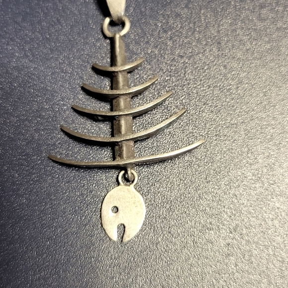 Sterling Silver Unisex Fish bone necklace 1960s marked Taxco Mexico 925 FC - Picture 3 of 8